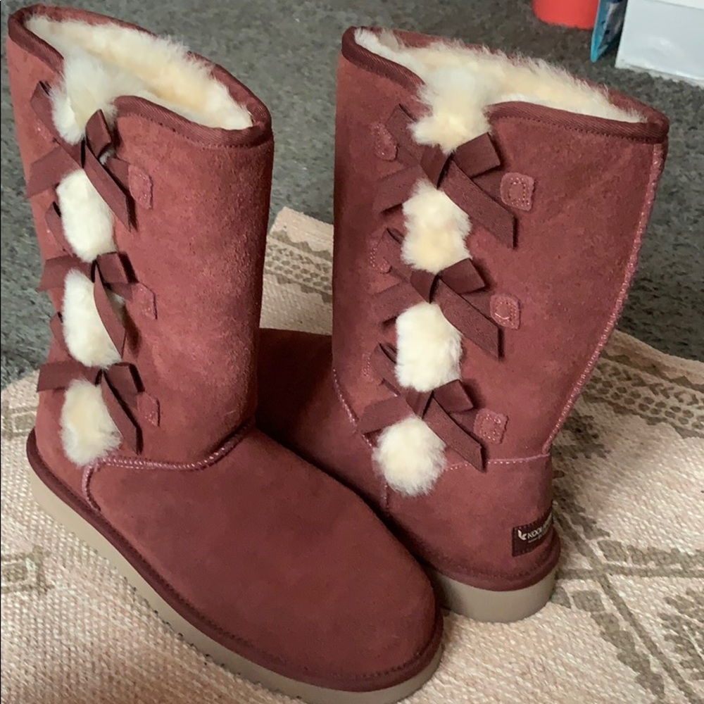 Maroon uggs with bows